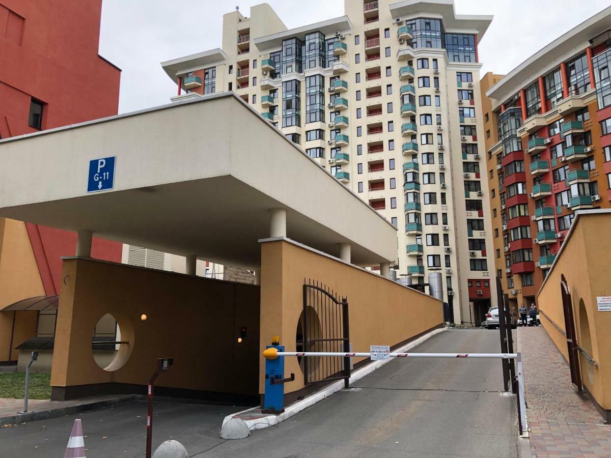 Солнечная Квартира На Ломоносова 71, Вднх Kyiv Exterior photo