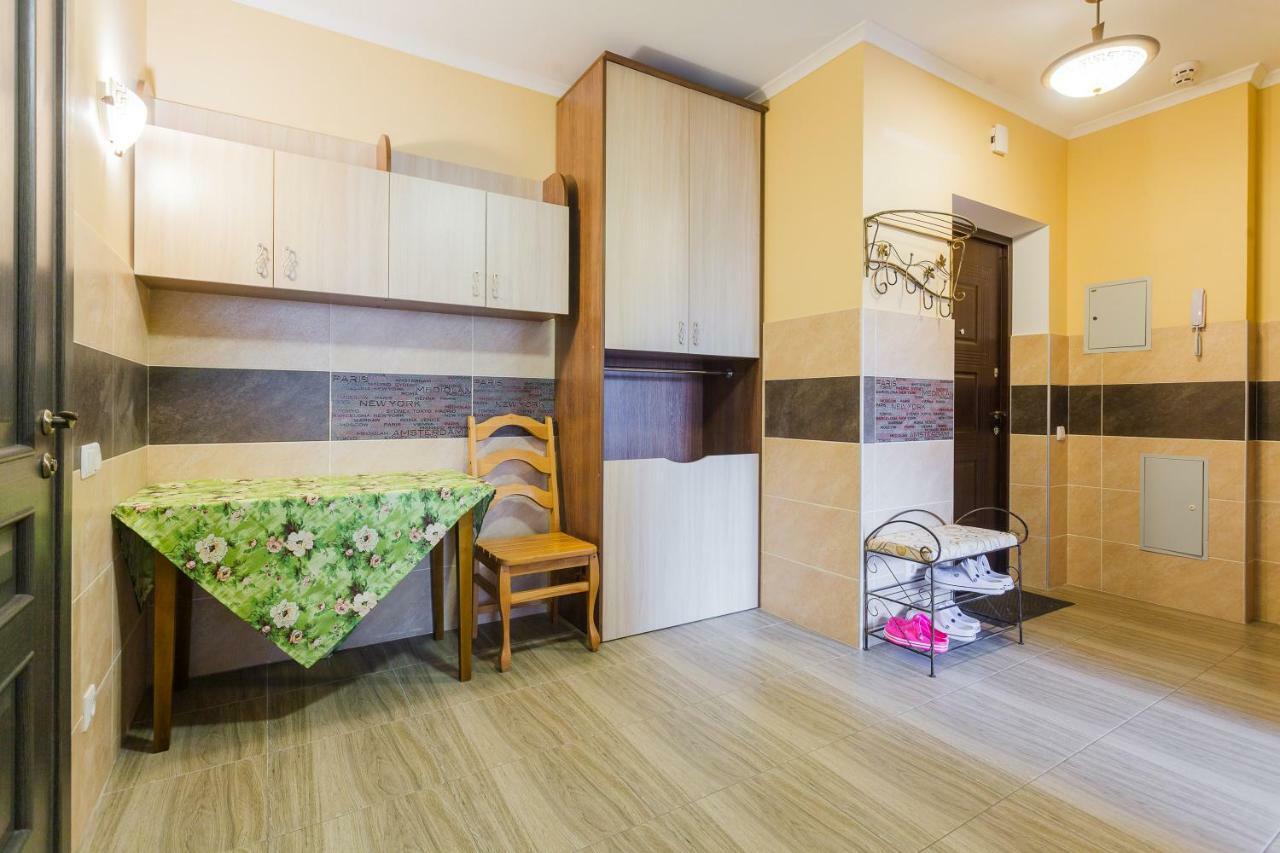 Солнечная Квартира На Ломоносова 71, Вднх Kyiv Exterior photo