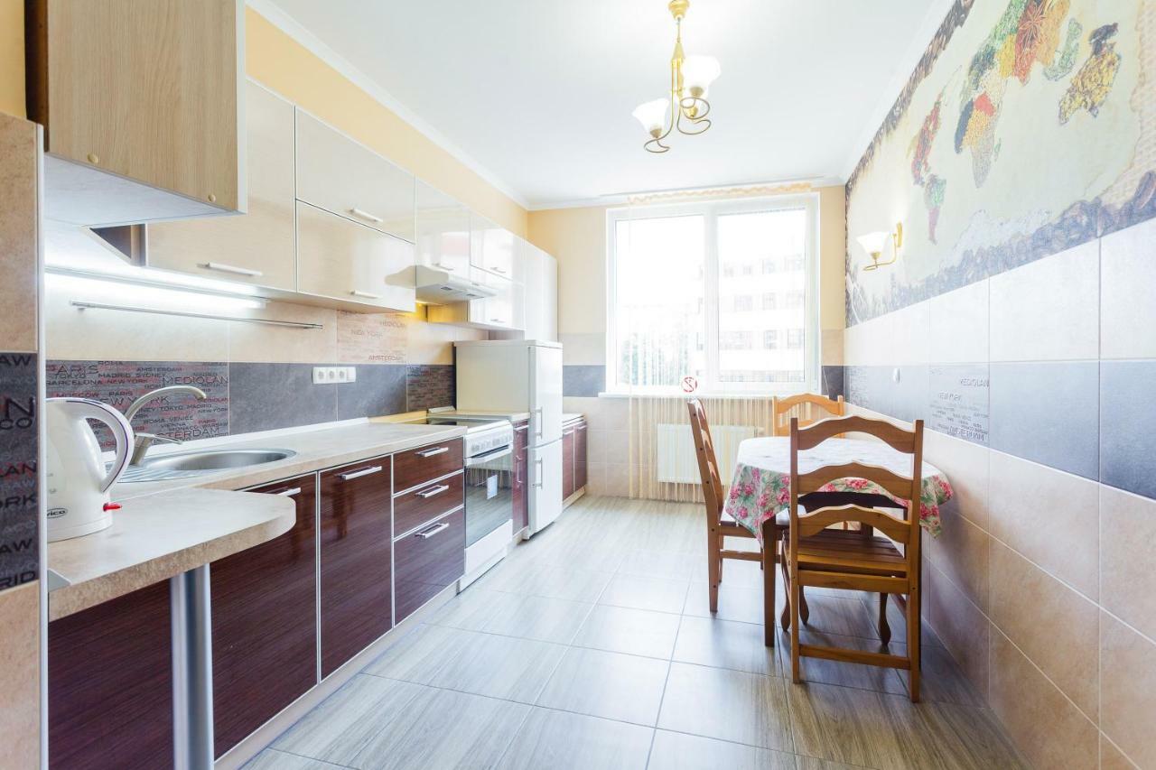 Солнечная Квартира На Ломоносова 71, Вднх Kyiv Exterior photo