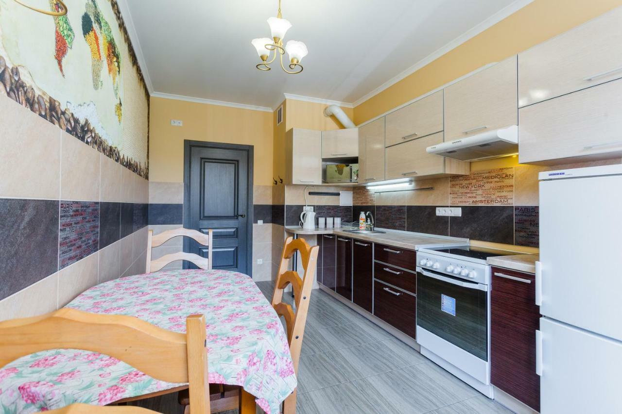 Солнечная Квартира На Ломоносова 71, Вднх Kyiv Exterior photo
